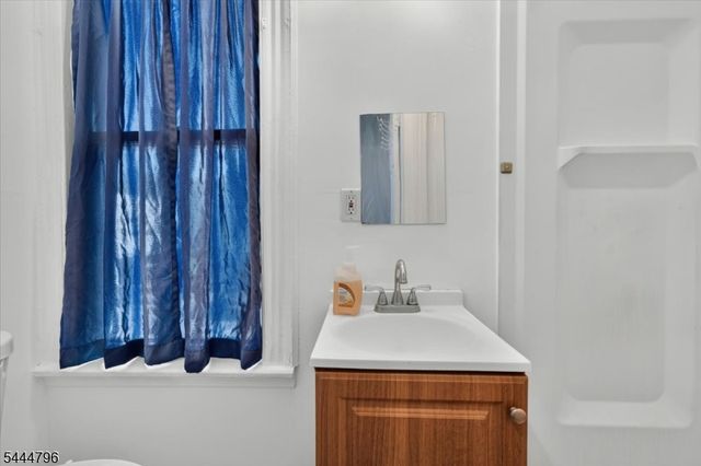 603 Lincoln Blvd, Middlesex Boro, NJ 08846