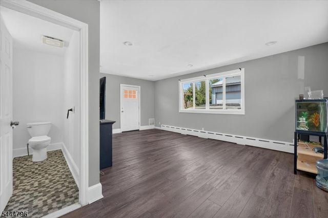 603 Lincoln Blvd, Middlesex Boro, NJ 08846