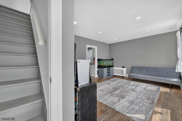 603 Lincoln Blvd, Middlesex Boro, NJ 08846