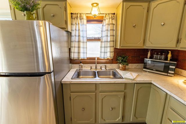 1715 4th Avenue, Nebraska City, NE 68410