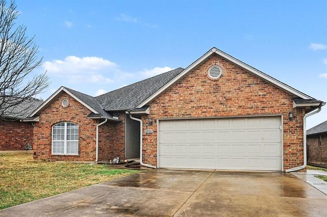 1800 Jordan Drive, Moore, OK 73160