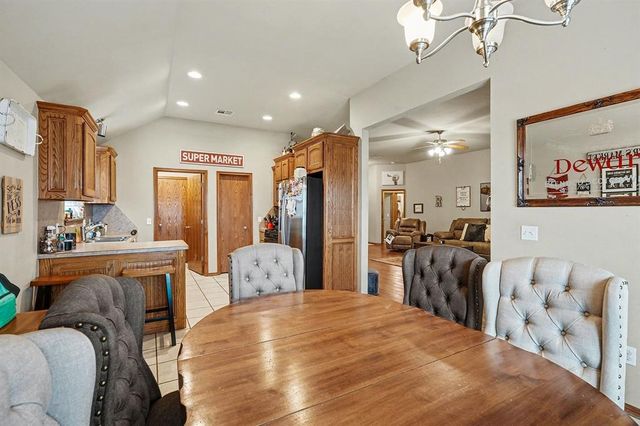 1800 Jordan Drive, Moore, OK 73160