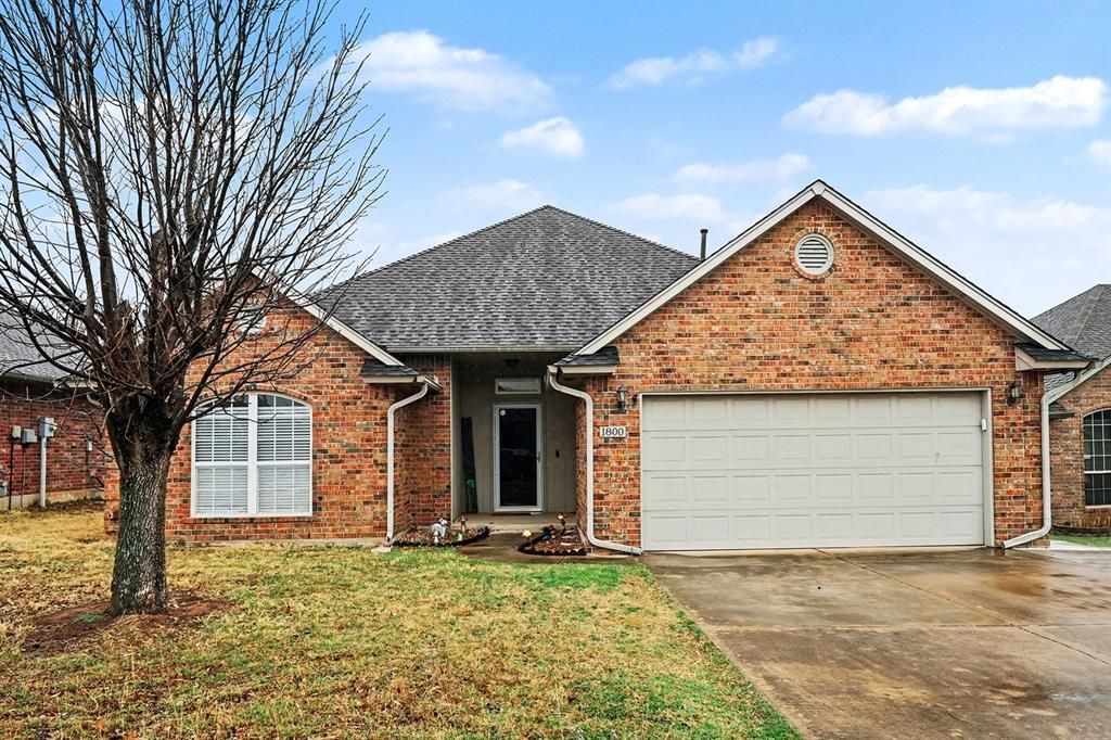 1800 Jordan Drive, Moore, OK 73160