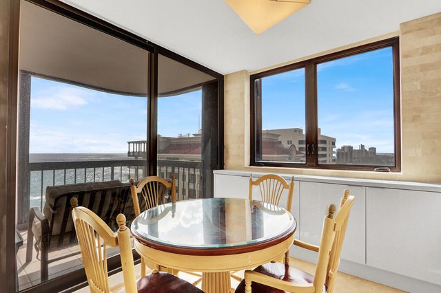 5380 N Ocean Drive 18a, Singer Island, FL 33404