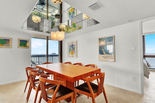 5380 N Ocean Drive 18a, Singer Island, FL 33404