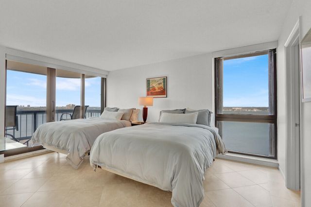 5380 N Ocean Drive 18a, Singer Island, FL 33404