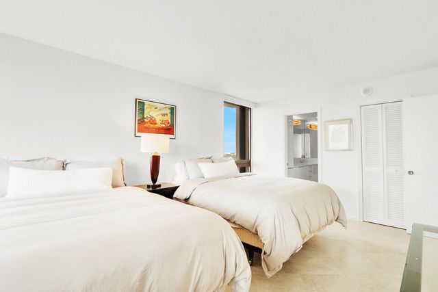 5380 N Ocean Drive 18a, Singer Island, FL 33404