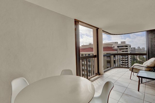 5380 N Ocean Drive 18a, Singer Island, FL 33404