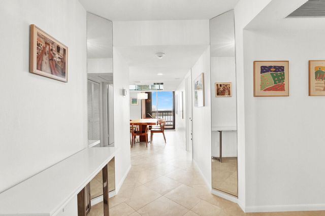 5380 N Ocean Drive 18a, Singer Island, FL 33404