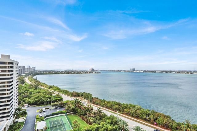 5380 N Ocean Drive 18a, Singer Island, FL 33404