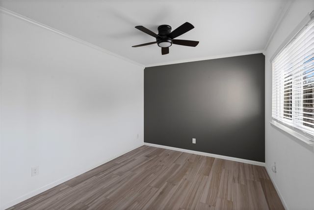 5743 Cedar Creek Drive, Benbrook, TX 76109