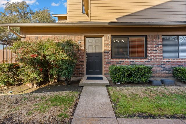 5743 Cedar Creek Drive, Benbrook, TX 76109