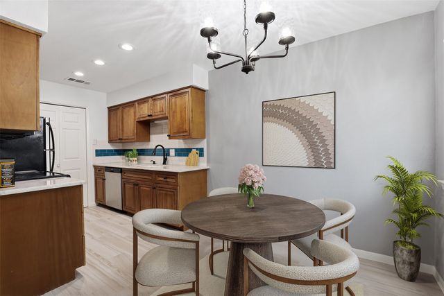 5743 Cedar Creek Drive, Benbrook, TX 76109