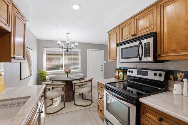 5743 Cedar Creek Drive, Benbrook, TX 76109