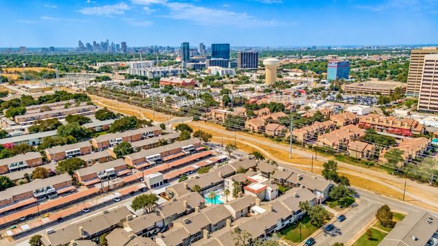 5806 Birchbrook Drive 210, Dallas, TX 75206