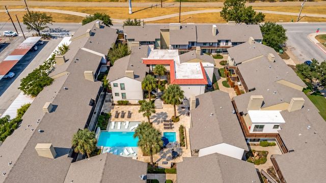 5806 Birchbrook Drive 210, Dallas, TX 75206