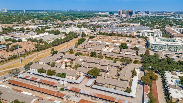 5806 Birchbrook Drive 210, Dallas, TX 75206