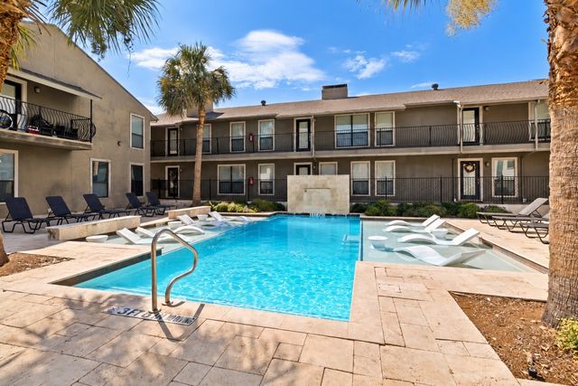 5806 Birchbrook Drive 210, Dallas, TX 75206