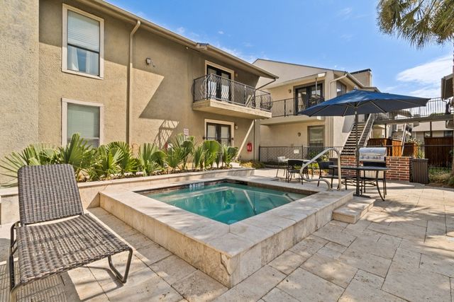 5806 Birchbrook Drive 210, Dallas, TX 75206