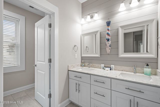 308 Oceanaire Lane, Holly Ridge, NC 28445