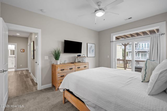 308 Oceanaire Lane, Holly Ridge, NC 28445