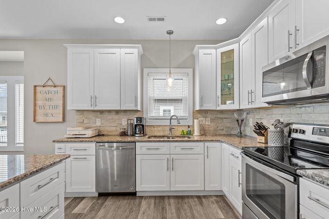 308 Oceanaire Lane, Holly Ridge, NC 28445