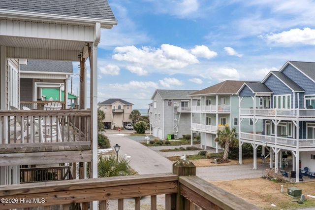 308 Oceanaire Lane, Holly Ridge, NC 28445