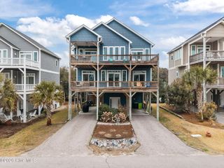 308 Oceanaire Lane, Holly Ridge, NC 28445