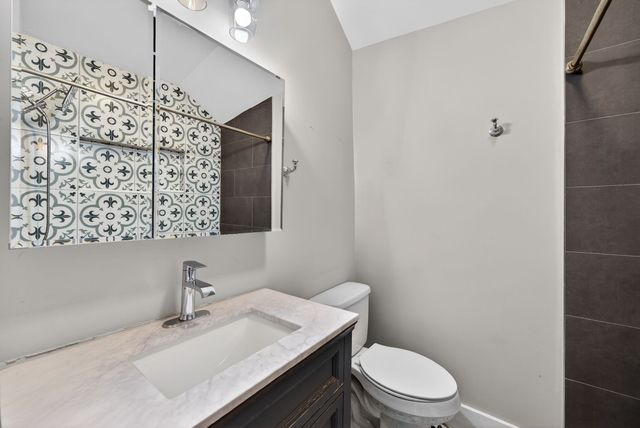 2804 Elliott Dr, Old Hickory, TN 37138