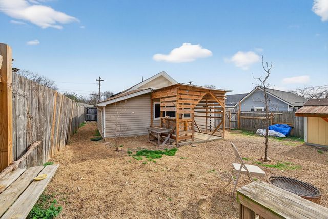 2804 Elliott Dr, Old Hickory, TN 37138