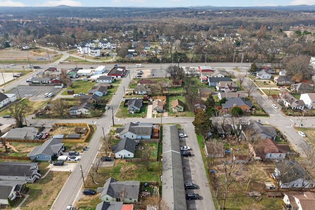 2804 Elliott Dr, Old Hickory, TN 37138