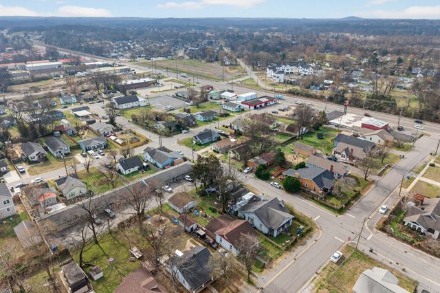 2804 Elliott Dr, Old Hickory, TN 37138