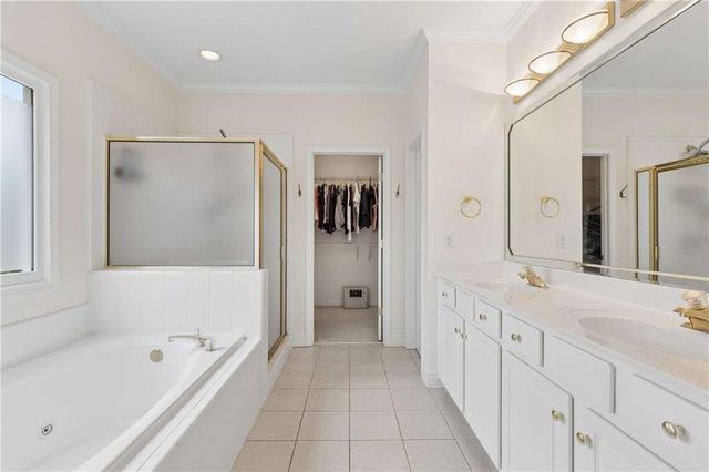 5486 Hedge Brooke Pointe Cove NW, Acworth, GA 30101