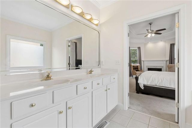 5486 Hedge Brooke Pointe Cove NW, Acworth, GA 30101