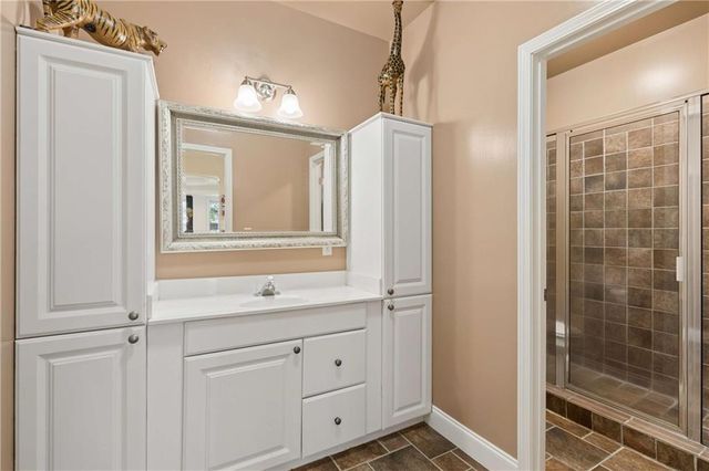 5486 Hedge Brooke Pointe Cove NW, Acworth, GA 30101