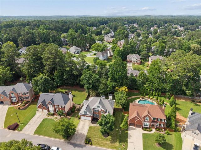 5486 Hedge Brooke Pointe Cove NW, Acworth, GA 30101
