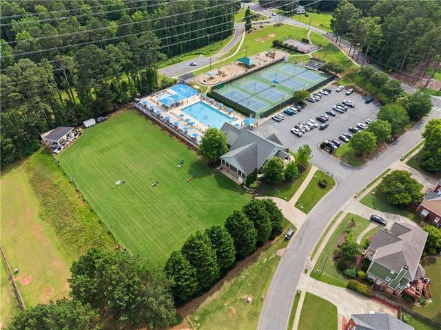 5486 Hedge Brooke Pointe Cove NW, Acworth, GA 30101