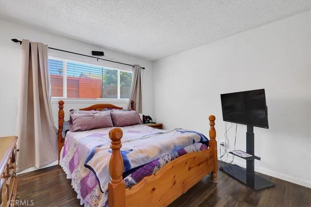 7048 Kilkenny Dr, Sacramento, CA 95842