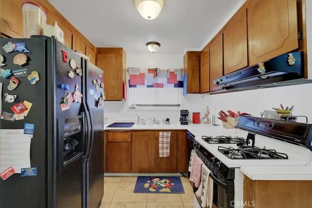 7048 Kilkenny Dr, Sacramento, CA 95842