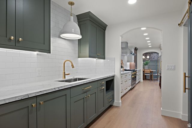 4695 S SYCAMORE, Holladay, UT 84117