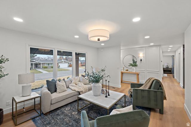 4695 S SYCAMORE, Holladay, UT 84117