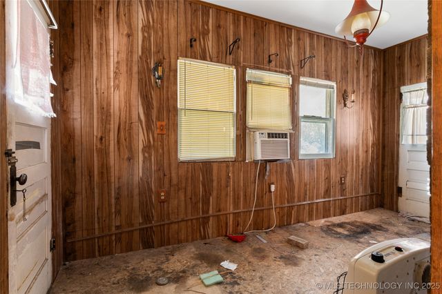 707 S Cherokee Avenue, Bartlesville, OK 74003