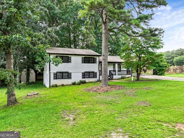 3918 Sherwood Drive, Douglasville, GA 30135