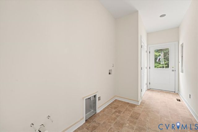 1387 New Town Rd, Goochland, VA 23063