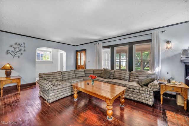 888 Greenwood Avenue, Akron, OH 44320