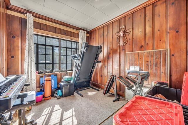 888 Greenwood Avenue, Akron, OH 44320