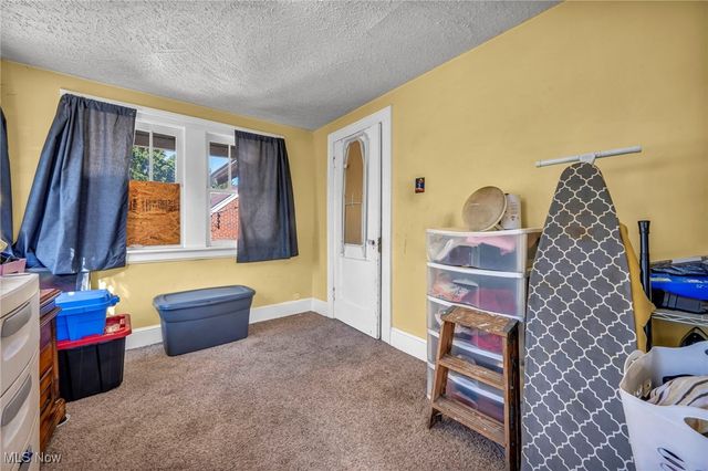 888 Greenwood Avenue, Akron, OH 44320