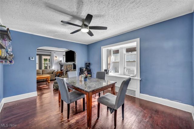 888 Greenwood Avenue, Akron, OH 44320