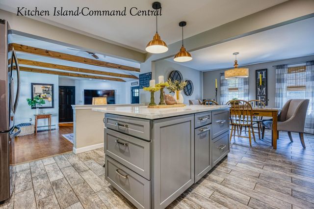 32 Century Lane, Litchfield, NH 03052
