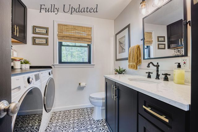 32 Century Lane, Litchfield, NH 03052